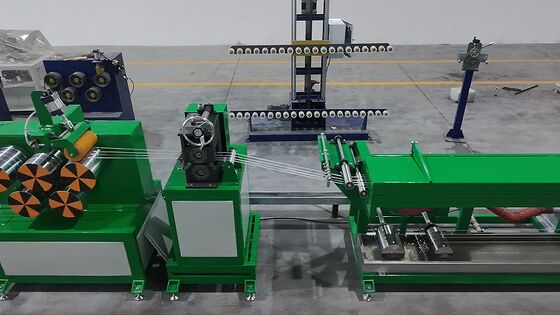 All-in-One-Steuerung: Überwachen und Einstellen des gesamten Prozesses von einer einzigen Touchscreen-Panel PP Produktionslinie