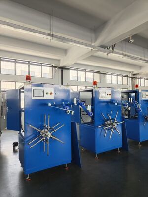 Linke oder rechte Richtung    Flexible Schlauchwickelmaschine