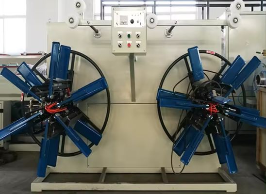 Automatische Schlauchwickelmaschine aus recyceltem Gummi