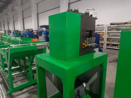 Genaue Synchronisierung mit der Abfertigung zur Gewährleistung einer präzisen Prägung